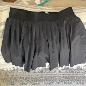 Nike tennis skirt pleated shorts under.